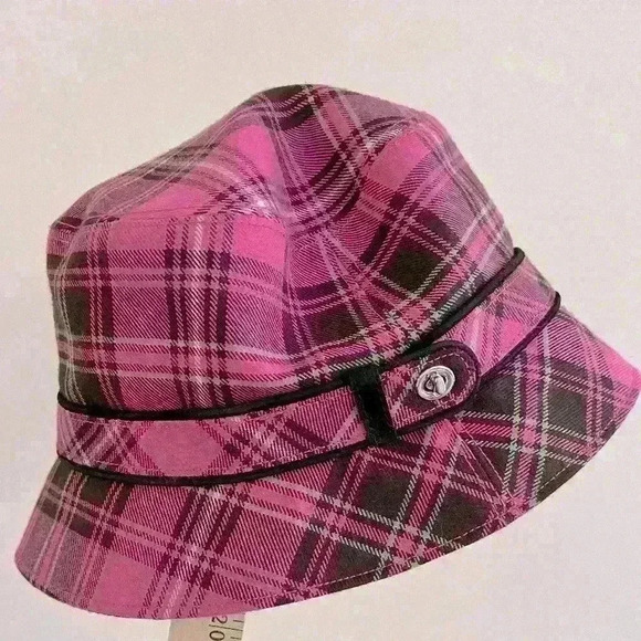 Coach Wool Pink Plaid Twist Buckle Bucket Hat - Picture 1 of 6